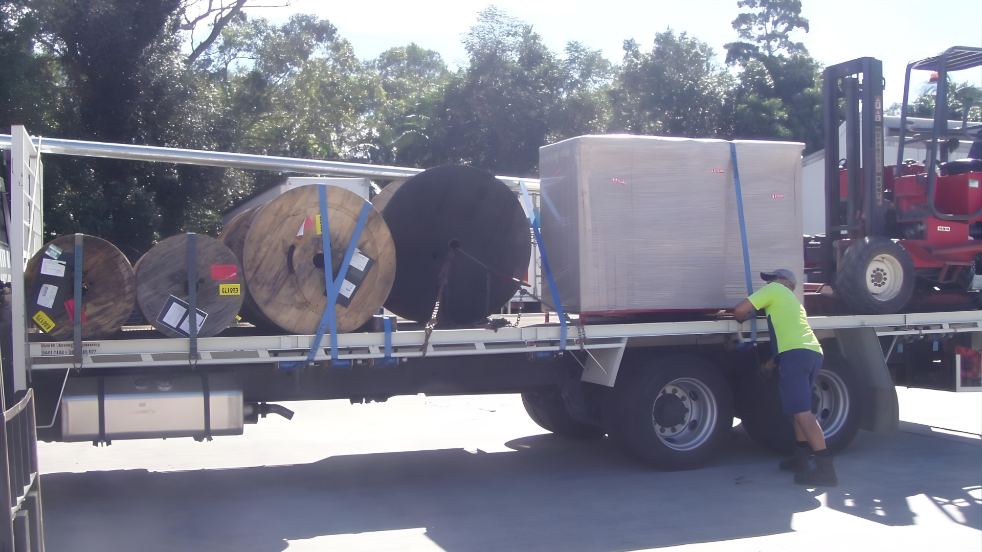 The Hidden Bill: Why “Waiting” is the Most Expensive Part of Your Project